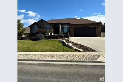 607 S Haylie Ln E, Tooele, UT 84074 - Photo 1
