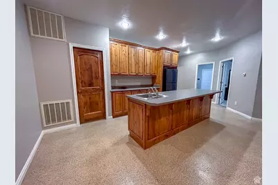 1851 W 5400 N, Winchester Hills, UT 84770 - Photo 36