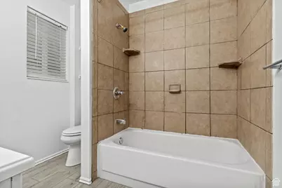 186 E 2100 N, Provo, UT 84604 - Photo 16