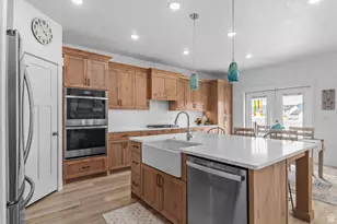 359 S Archwood Wy, Grantsville, UT 84029 - Photo 6