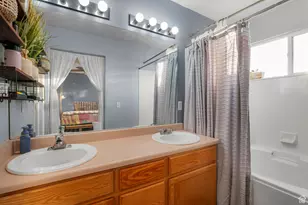 10454 S Sand Dollar Dr, Sandy, UT 84094 - Photo 20