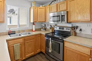 1953 N 275 W, Harrisville, UT 84414 - Photo 8