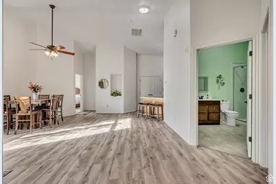 6280 S Laura Jo Ln, Taylorsville, UT 84129 - Photo 8