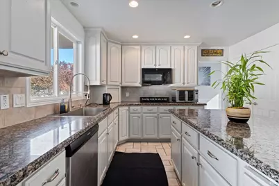 4828 S Brown Villa Cv, Taylorsville, UT 84123 - Photo 16