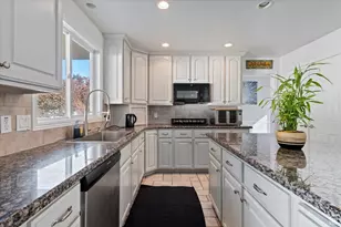 4828 S Brown Villa Cv, Taylorsville, UT 84123 - Photo 16