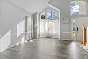 4828 S Brown Villa Cv, Taylorsville, UT 84123 - Photo 10