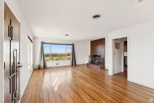 692 N Cortez St, Salt Lake City, UT 84103 - Photo 6