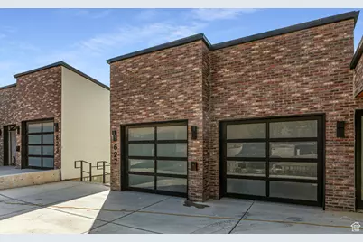 627 N Darwin St E, Salt Lake City, UT 84103 - Photo 1