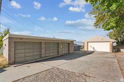 692 N Cortez St, Salt Lake City, UT 84103 - Photo 4