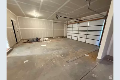 684 E 2475 N, North Logan, UT 84341 - Photo 24