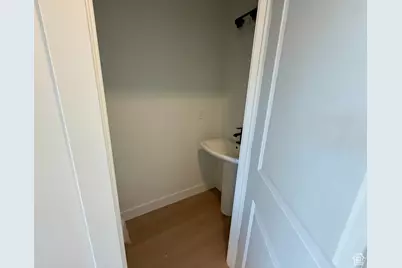 684 E 2475 N, North Logan, UT 84341 - Photo 8