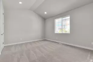 3644 W Harvest Gold Way, Riverton, UT 84065 - Photo 10