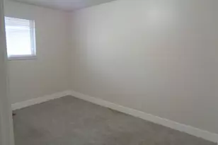 4655 S Locust Ln, Holladay, UT 84117 - Photo 6