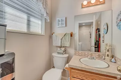 2246 W Country Bend Dr S #25, South Jordan, UT 84095 - Photo 16