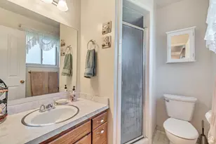 2246 W Country Bend Dr S, South Jordan, UT 84095 - Photo 22