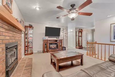 2246 W Country Bend Dr S #25, South Jordan, UT 84095 - Photo 10