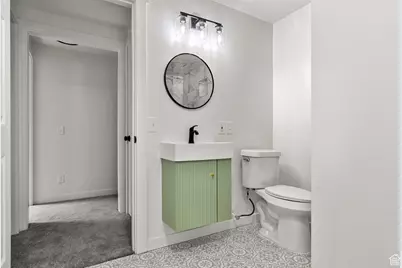 1060 N 150 W, Layton, UT 84041 - Photo 18