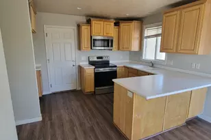 7724 N Silver Ranch Rd, Eagle Mountain, UT 84005 - Photo 4