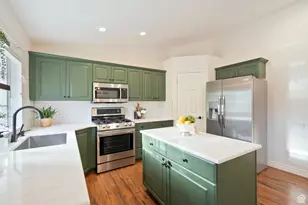 9439 S Meckailee Cv, Sandy, UT 84094 - Photo 10