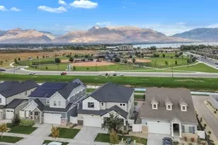 348 S Hayes Well Ln S, Saratoga Springs, UT 84045 - Photo 2