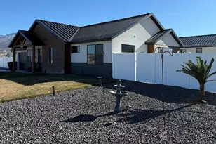 285 W 400 S, Ephraim, UT 84627 - Photo 2