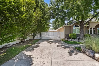 924 E College St, Millcreek, UT 84117 - Photo 50