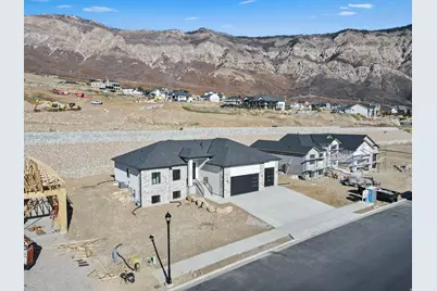 710 E Mountain Road N, North Ogden, UT 84414 - Photo 2