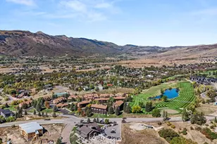 3615 N Wolf Ldg Dr, Eden, UT 84310 - Photo 32