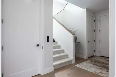 4455 S Holladay Park Ln E, Holladay, UT 84124 - Photo 30