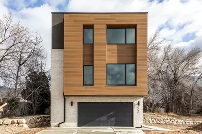 4455 S Holladay Park Ln E, Holladay, UT 84124 - Photo 4