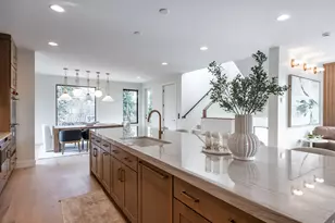 4455 S Holladay Park Ln E, Holladay, UT 84124 - Photo 10