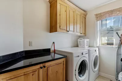 7218 S Viansa Ct, Midvale, UT 84047 - Photo 28