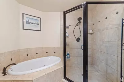 7218 S Viansa Ct, Midvale, UT 84047 - Photo 16