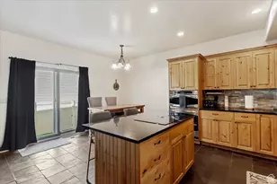 7218 S Viansa Ct, Midvale, UT 84047 - Photo 10