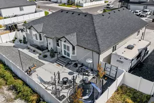 3881 N Chapman Dr, Eagle Mountain, UT 84005 - Photo 54