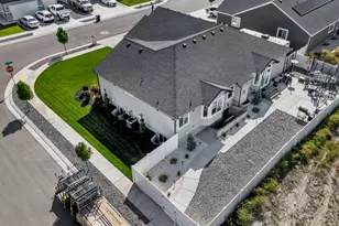 3881 N Chapman Dr, Eagle Mountain, UT 84005 - Photo 58