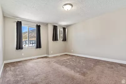 454 S Corner View Dr E, Tooele, UT 84074 - Photo 24