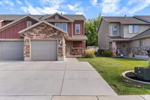 772 N Crimson Ct, Kaysville, UT 84037 - Photo 2