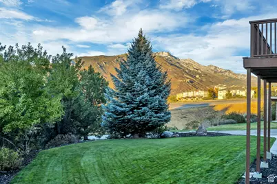 1945 E Seven Oaks Ln, Draper, UT 84020 - Photo 48