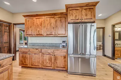 1945 E Seven Oaks Ln, Draper, UT 84020 - Photo 18