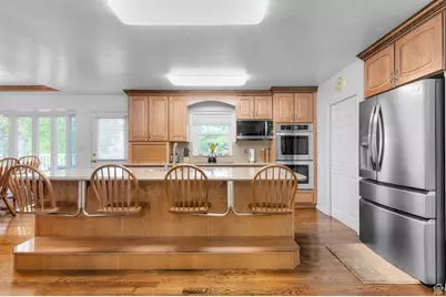 19 N Lone Peak Dr, Alpine, UT 84004 - Photo 10