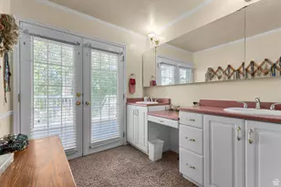 19 N Lone Peak Dr, Alpine, UT 84004 - Photo 16