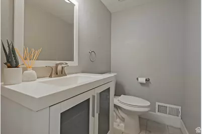 2200 S Wasatch Dr, Salt Lake City, UT 84109 - Photo 16