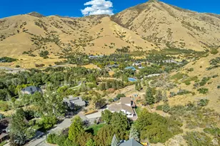 24 Quiet Meadow Ln, Mapleton, UT 84664 - Photo 52