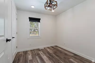 185 S 100 E, Cedar Valley, UT 84013 - Photo 8