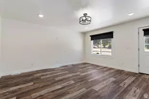 185 S 100 E, Cedar Valley, UT 84013 - Photo 4