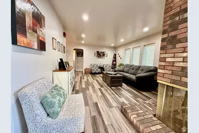 380 S 100 E, Vernal, UT 84078 - Photo 16