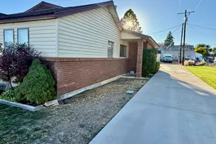 380 S 100 E, Vernal, UT 84078 - Photo 4