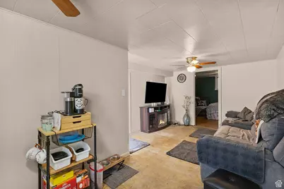 354 S 100 W, Tooele, UT 84074 - Photo 14