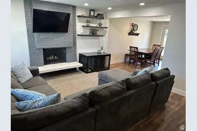 890 E Brookshire Dr, Kaysville, UT 84037 - Photo 8